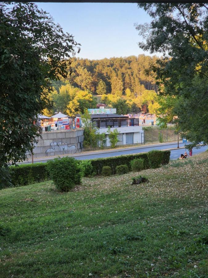 טוזלה Apartman Park Lake מראה חיצוני תמונה