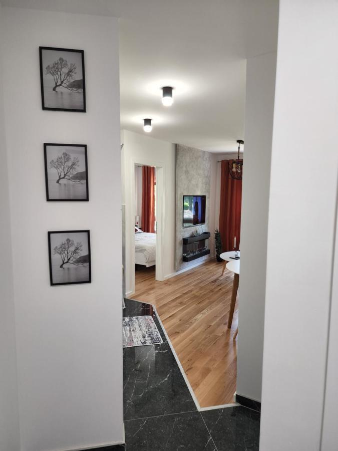 טוזלה Apartman Park Lake מראה חיצוני תמונה